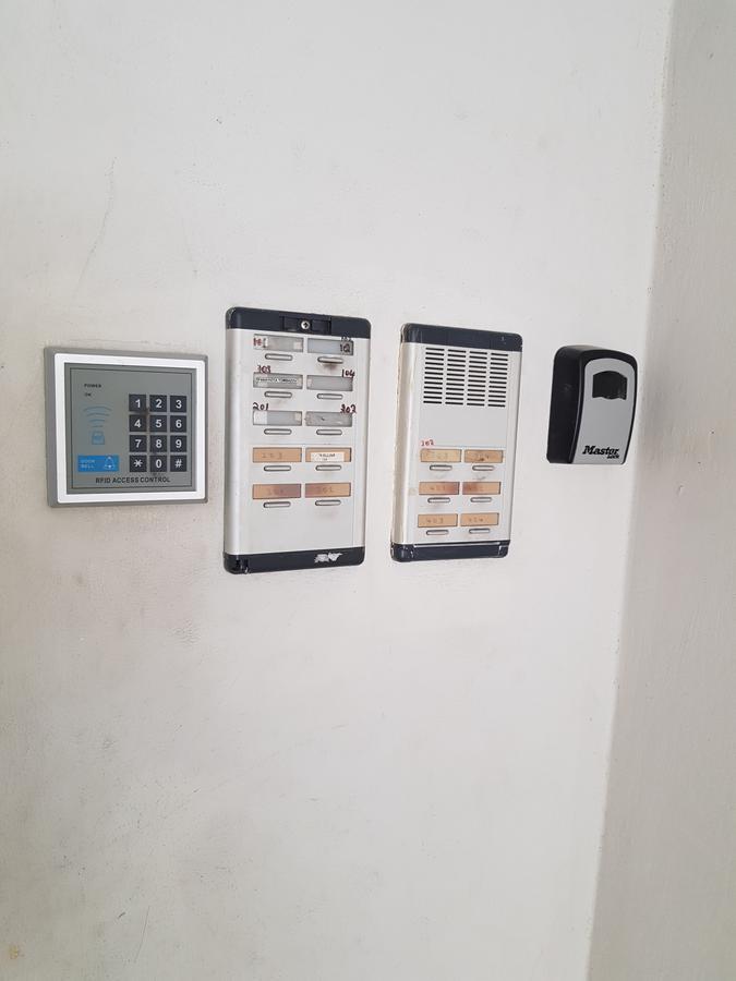 Bianco E U Apartment ニコシア エクステリア 写真