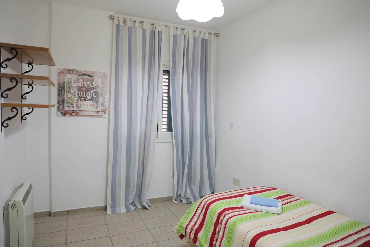 Bianco E U Apartment ニコシア エクステリア 写真