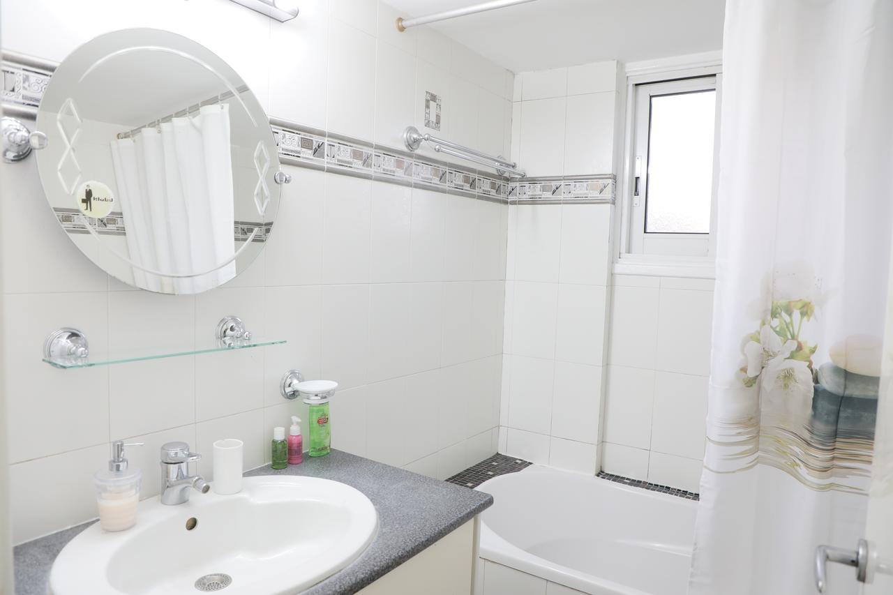Bianco E U Apartment ニコシア エクステリア 写真