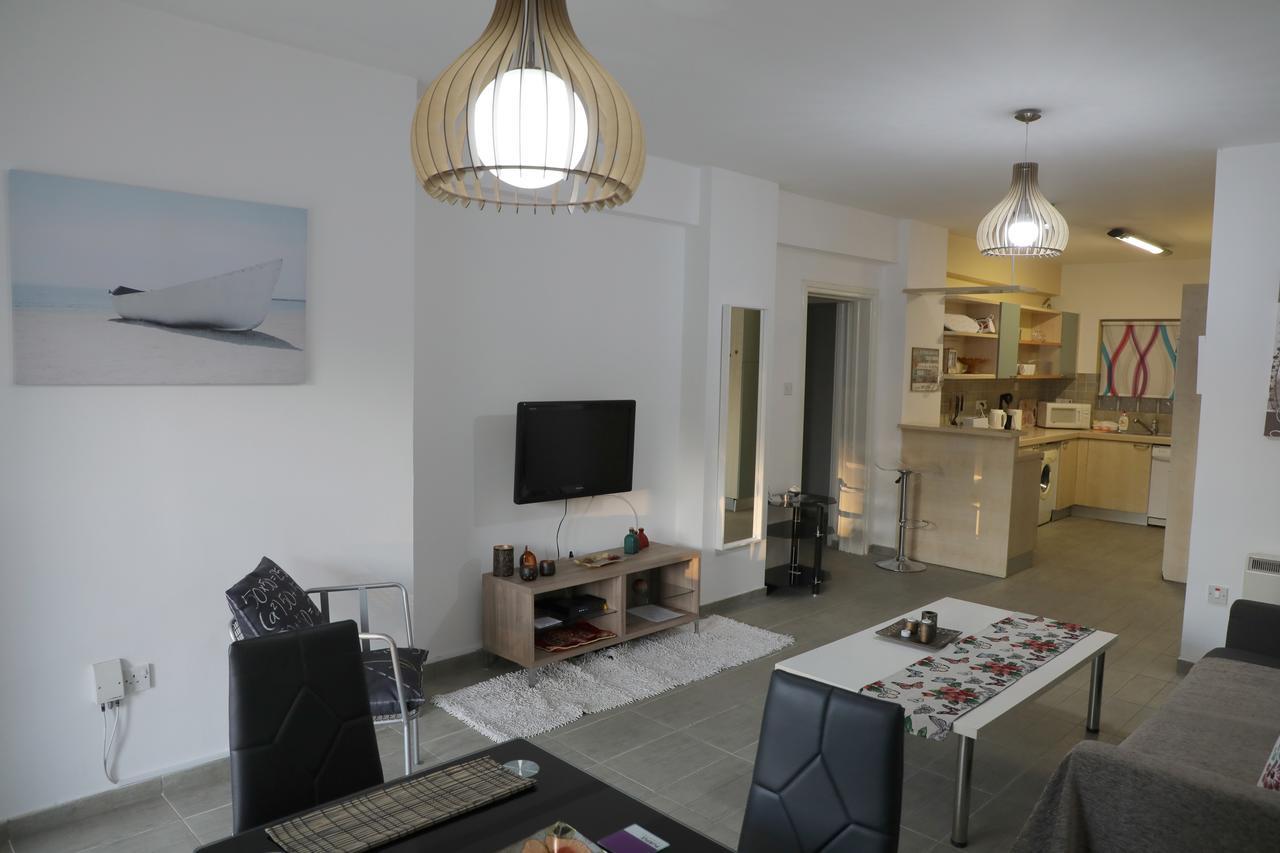 Bianco E U Apartment ニコシア エクステリア 写真